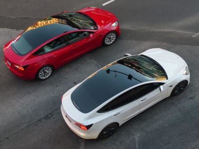 Elon Musk Prediksi Tahun 2025 Penjualan Tesla Melambat Tapi Masa Depan Cerah
