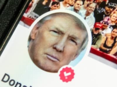 Trump Media Ajukan Penjualan Saham Besar, Saham Truth Social Turun