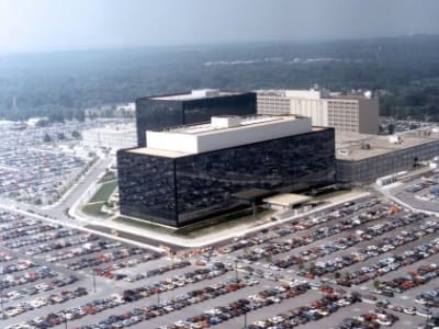 Trump Pecat Kepala NSA Secara Mendadak, Ancaman Siber AS Makin Rumit