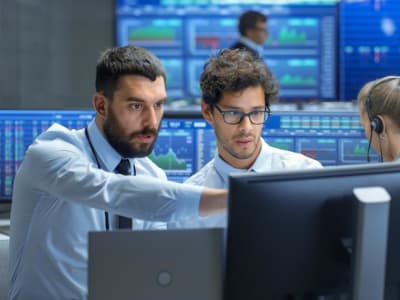 2 Saham Paling Aman untuk Dibeli Saat Resesi Bisa Terjadi 2025