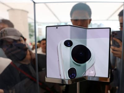 6 Prediksi Desain Smartphone Masa Depan yang Akan Mengubah Cara Kita Pakai HP