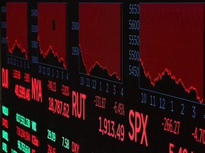 Investor Harus Waspada, Pasar Saham Jatuh Akibat Kebijakan Tarif Trump