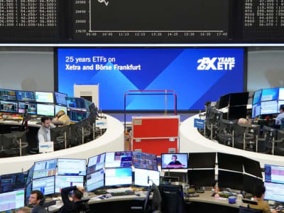 Perang Dagang AS-China Picu Gejolak Pasar, Emas dan Yen Meroket