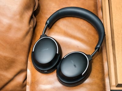 Headphone Bose QuietComfort Ultra: Ketenangan Berkualitas dengan Harga Terjangkau