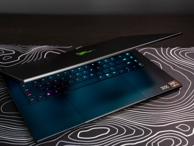 Ulasan Razer Blade 16 2025: Laptop Gaming Tipis dengan Performa Tinggi Tapi Mahal