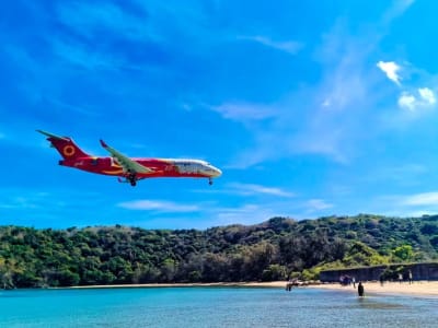 Vietnam Perluas Jaringan Penerbangan Domestik dengan Pesawat Buatan China C909