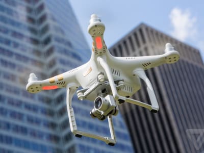 DJI Resmi Hentikan Drone Phantom, Fokus ke Model Lebih Modern dan Portabel