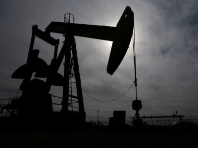 Harga Minyak Turun, Exxon dan Chevron Terancam Pangkas Dividen dan Beli Saham