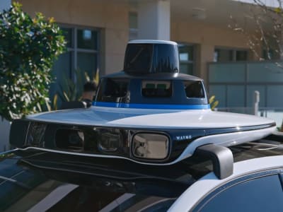 Waymo dan Toyota Kerja Sama Kembangkan Mobil Otomatis Masa Depan