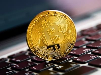 7 Mata Uang Kripto AI Terbaik yang Siap Meroket Tahun 2025