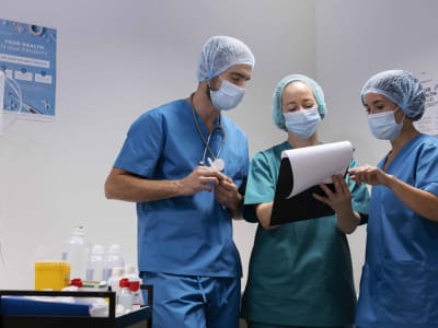 Risiko Penggunaan ChatGPT untuk Diagnosis Kesehatan: Jangan Gantikan Dokter