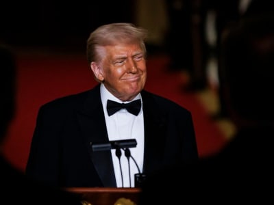 TRUMP Meme Coin Gelar Dinner Eksklusif dan Bagi NFT untuk Pemegang Token Teratas