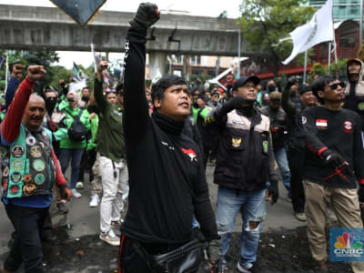 Puluhan Ribu Driver Ojol Demo Tuntut Regulasi Adil dan Tarif yang Wajar