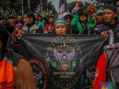 Pengemudi Ojol Demo Minta Potongan Aplikasi Maksimal 10% di Jakarta