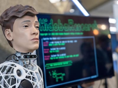 Startup AI Builder.ai Bangkrut Setelah Kehilangan Dana Investasi Besar