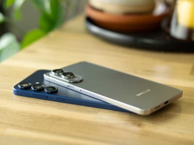 Samsung Galaxy S25 Edge: Ponsel Tipis dan Ringan dengan Baterai yang Cukup Tahan Lama