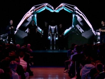 Amazon Kembangkan Robot Humanoid untuk Kurir Paket di Van Listrik