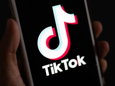 Trump Mungkin Perpanjang Batas Waktu Penjualan TikTok Karena Ketegangan AS-Tiongkok