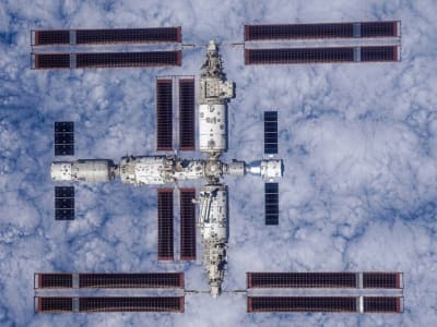 Sistem Operasi Buatan Cina Percepat dan Stabilkan Satelit Mikro di Luar Angkasa