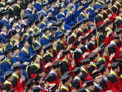 Ledakan Jumlah Mahasiswa PhD dan Tantangan Karier di Dunia Modern