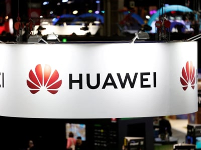 Huawei Terhambat Sanksi AS, Masih Gunakan Chip 7-nm di Laptop Lipat MateBook Fold