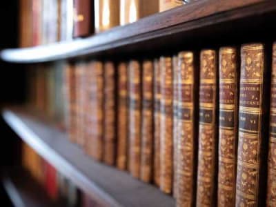 Hak Pelatihan AI Pakai Buku Terbitan: Putusan Pengadilan Pertama Fair Use AI