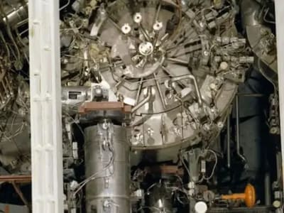 AI Mempercepat Simulasi Lithium Chloride Cair untuk Reaktor Nuklir Modern