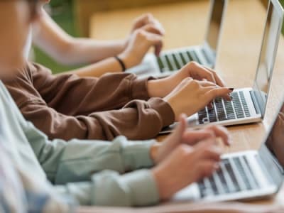 Google Perkenalkan Alat AI Gemini untuk Membantu Guru dan Siswa di Sekolah