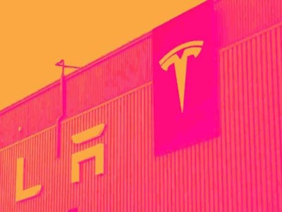 Pergerakan Saham Tesla, Reddit, Coinbase, Oscar Health dan Intel pada Rabu Kemarin