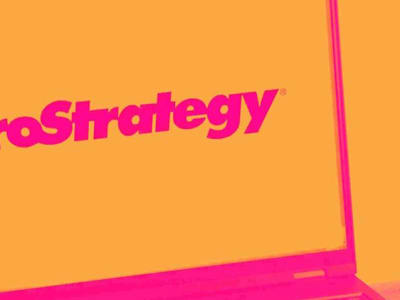 Kenaikan Bitcoin Dorong Saham MicroStrategy Naik, Apakah Saatnya Membeli?