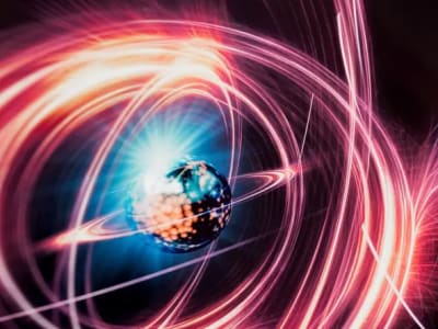 Jaringan Kuantum untuk Mengungkap Rahasia Gravitasi dan Mekanika Kuantum