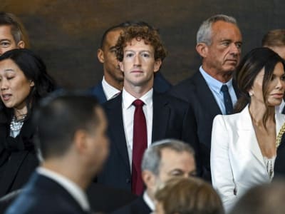 Gugatan USRp 131.56 triliun ($8 Miliar)  terhadap Mark Zuckerberg atas Skandal Data Facebook