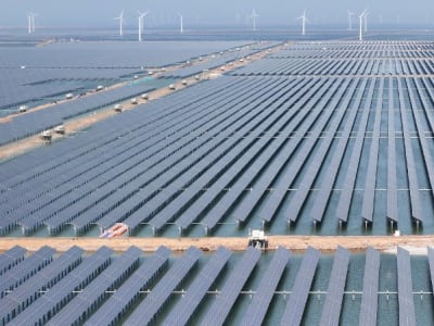 China Percepat Pembangunan Energi Terbarukan Meski Masih Bangun Batu Bara