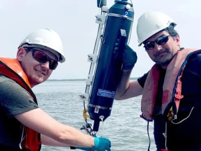 Bahaya Tersembunyi 27 Juta Ton Nanoplastik di Laut Atlantik Utara