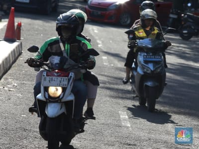 Penghasilan Driver Ojek Online R2 dan R4 di Bali dan Makassar