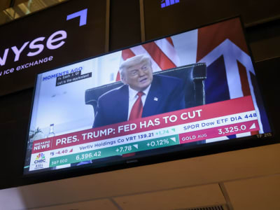 Tarif Baru Trump Memicu Penurunan Pasar Saham dan Likuidasi Besar di Kripto