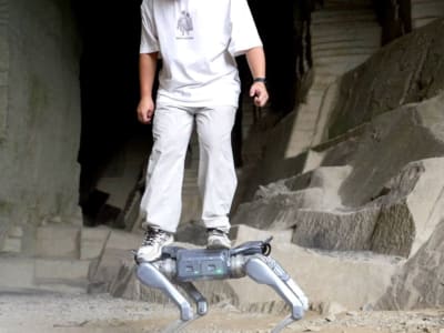 Robot Anjing A2 Unitree: Kuat, Tahan Lama, dan Lebih Baik dari Boston Dynamics Spot