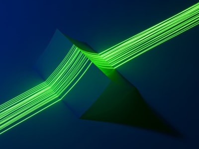 Teknik Laser Presisi Menghentikan Lelehnya Silikon Ultra-Cepat