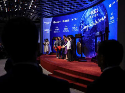 Hong Kong Tarik Perusahaan China dengan Aturan Rahasia IPO di Tengah Ketidakpastian
