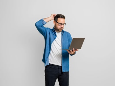 XRP Terpuruk 20% Karena Ketidakpastian Regulasi dan Penundaan ETF