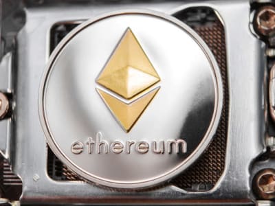 Jerome Powell Isyaratkan Turunkan Suku Bunga, Ethereum dan Saham Meroket