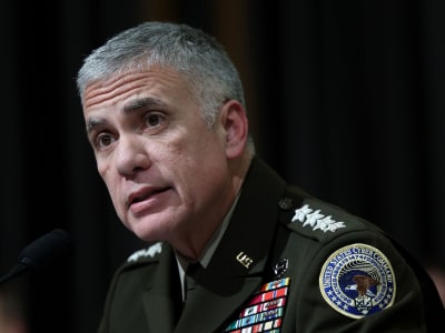 Dampak Politik dan Konflik Global Terhadap Keamanan Siber dan AI di AS