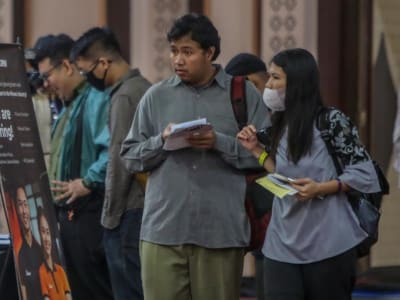 AI Bikin Fresh Graduate Sulit Cari Kerja di Bidang Teknologi dan Layanan
