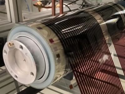 Perkembangan Sel Surya Perovskit Fleksibel Efisien dan Murah di Eropa