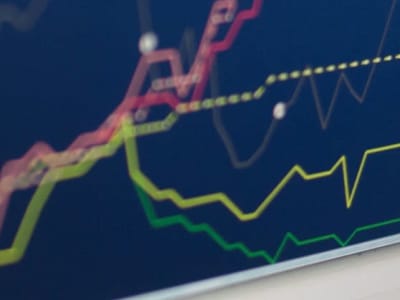 Gray Media: Saham Bertahan dengan Potensi Arus Kas Kuat dan Risiko Iklan