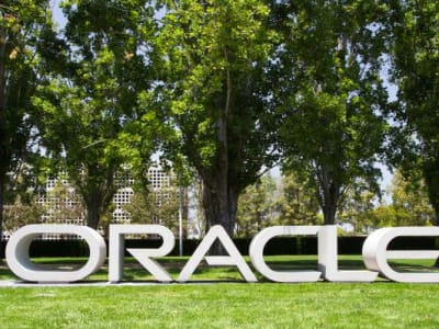 Lonjakan Saham Oracle dan Masa Depan AI Cloud yang Menjanjikan di 2025
