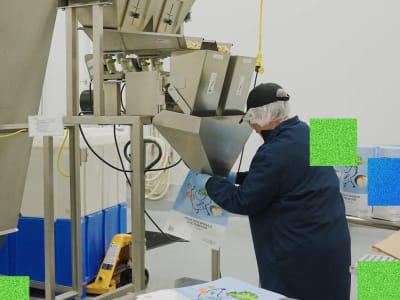 Bagaimana AI Membantu Perusahaan Manufaktur Tingkatkan Produksi dan Efisiensi