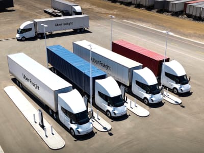 Uber Freight dan Tesla Kerja Sama Pacu Adopsi Truk Listrik untuk Logistik Hijau