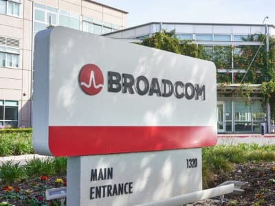 Broadcom dan Lloyds Kerja Sama Percepat Transformasi Digital Bank Terbesar Inggris
