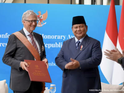 Prabowo Berikan Bintang Jasa Utama untuk Bill Gates Atas Kontribusinya